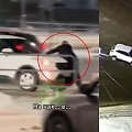 Nufilmavo, kaip automobilis nestodamas lėkė su vyru ant kapoto