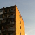 Naujamiestyje mergina i&scaron;&scaron;oko i&scaron; 8 auk&scaron;to