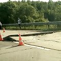 Kelias Utena-Vilnius: lūžo betono plok&scaron;tės