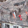 Rusijos kariai i&scaron;kėlė vėliavą
