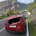 Tenerifėje didžiuliai rieduliai apgadino automobilius. 