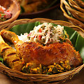Patiekalas &bdquo;Ayam Betutu&ldquo; 