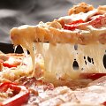Pica su kalakutiena