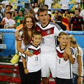Miroslavas Klose su žmona Sylwia ir sūnumis Noah bei Luanu