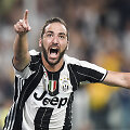 Gonzalo Higuainas