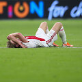 F.De Jongas ir kiti Amsterdamo &bdquo;Ajax&ldquo; futbolininkai negalėjo patikėti tuo, kas atsitiko.