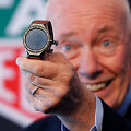 Jean-Claude'as Biveras demonstruoja naująjį &bdquo;Tag Heuer Connected&ldquo; laikrodį