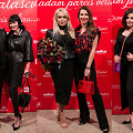 Nerijus ir Julija Ulvydai, Oksana Pikul-Jasaitienė su Deimante Andriu&scaron;kaite, Kristina Kaikarienė su dukra Kriste