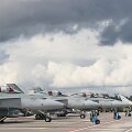 NATO bazėje nusileido &scaron;e&scaron;i Portugalijos naikintuvai F-16