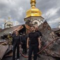 Volodymyras Zelenskis apsilankė Rusijos atakuotoje Kyjivo Pečorų lauroje