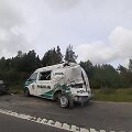 Per eismo įvykį sumaitotas policijos automobilis, sužeistas pareigūnas.