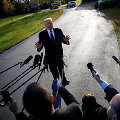 Donaldo Trumpo aplinka prie&scaron; 2016 metų rinkimus aktyviai bendravo su Rusijos piliečiais