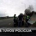pareigunai-sustabdo-ir-galimai-vogta-alfa-romeo-automobili