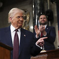 D. Trumpas / Win McNamee - Pool via CNP / picture alliance / Consolidated News Photos
