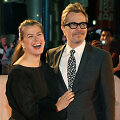 Gary&nbsp;Oldmanas ir Gisele Schmidt
