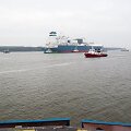 Klaipėdos uosto kanalą įveikęs &bdquo;Independence&ldquo; pri&scaron;vartuotas SGD terminale.