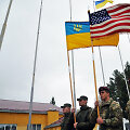 Ukrainos kariai per amerikiečių instruktorių treniruotę