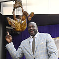 Shaquille'o O'Nealo skulptūros atidengimas prie &bdquo;Staples Center&ldquo; arenos