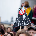 Protestas &bdquo;&Scaron;alin rankas nuo laisvo žodžio!&ldquo;