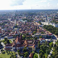Įsibėgėjantį rudenį Vilniuje primena ne tik prasidėję mokslo metai ir vėstantys orai, bet ir nuo medžių pradėję kristi lapai.