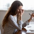Suaugusiems ir vaikams svarbu laikytis tinkamo darbo ir poilsio režimo, daryti pertraukas skaitant ir dirbant prie ekranų