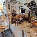 Vaizdas po naktinio Irano raketų smūgio Izraelio Tel Avivo centre