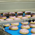 10 tūkst. donuts spurgų per valandą: kaip veikia moderni &bdquo;Mantingos&ldquo; spurgų gamybos linija?