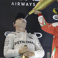 Abu Dabyje nugalėjo L.Hamiltonas, N.Rosbergas pirmą kartą tapo F-1 čempionu, trečias &ndash; S.Vettelis