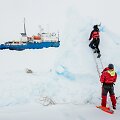 Antarktidoje įstrigęs laivas &bdquo;Akademik &Scaron;okalskij&ldquo;
