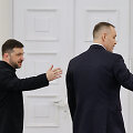 V. Zelenskis ir K. Nawrockis / WOJTEK RADWANSKI / AFP