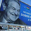 Prie&scaron; George'ą Sorosą nukreipta reklaminė kampanija Vengrijoje