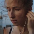 Kadras iš filmo &bdquo;Žmonės, kuriuos pažįstam&ldquo; (Just a Moment)