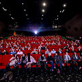 Vingio kino teatre rodomos Kanų liūtų reklamos