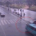 I&scaron; filmuotos medžiagos akivaizdu, kad G.Pa&scaron;kevičius dėl avarijos nekaltas, nes per raudoną &scaron;viesą važiavo kitas vairuotojas.