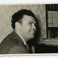 E.Balsys prie fortepijono