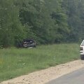 Į griovį &Scaron;alčininkų rajone nuvažiavo girto vairuojama &bdquo;Alfa Romeo&ldquo;