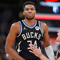 Giannio Antetokounmpo reakcija po pergalingo metimo