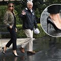 Uragano nuniokotą Teksasą aplankiusios Melanios Trump apranga sulaukė internautų kritikos