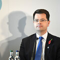 Jamesas Brokenshire'as