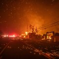 Gaisras Los Andželo priemiestyje / APU GOMES / Getty Images via AFP