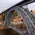 Vienas gražiausių ir didingiausių tiltų Europoje yra Porto mieste