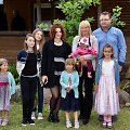 Ingrida Verbylienė su vyru Mindaugu ir septyniomis dukromis