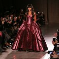 Naomi Campbell &bdquo;Zac Posen&ldquo; kolekcijos pristatyme