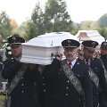 Radvili&scaron;kyje į paskutinę kelionę i&scaron;lydėta kraupioje avarijoje žuvusi ugniagesio &scaron;eima