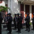 Saugumui užtikrinti Indonezijos policija apsupo teismo rūmus