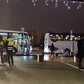 I&scaron; Londono grįžtantys lietuviai sėkmingai nusileido Rygoje, toliau keliaus specialiais autobusais