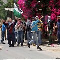 Suradikalėję palestiniečiai Izraelio civilius ir kari&scaron;kius atakuoja akmenimis ir peiliais
