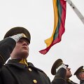 Gedimino pilies bok&scaron;te i&scaron;kelta Lietuvos vėliava