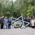 Jaučakiai, paminklas žydų genocido aukoms 