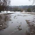 Sniegą Vilniuje keičia balos
